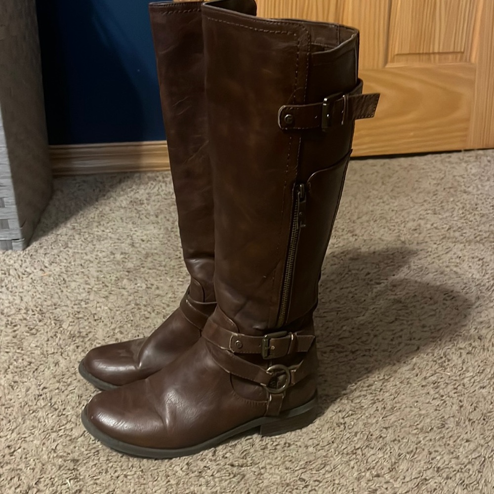 Mid calf brown boots